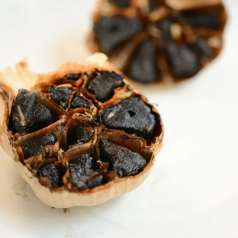 Ail Noir Premium en bulbe - Image 11