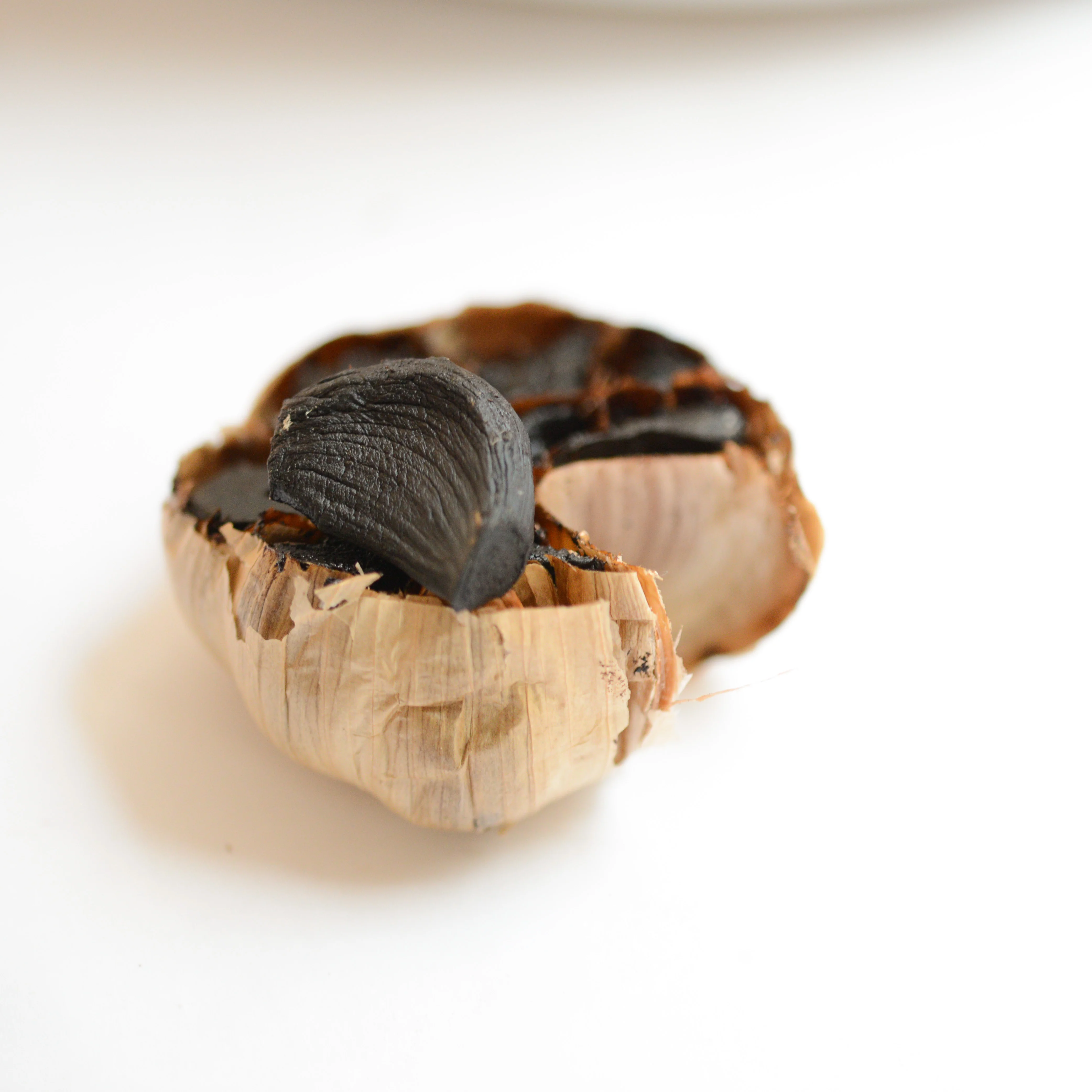 Ail Noir Premium en bulbe - Image 6