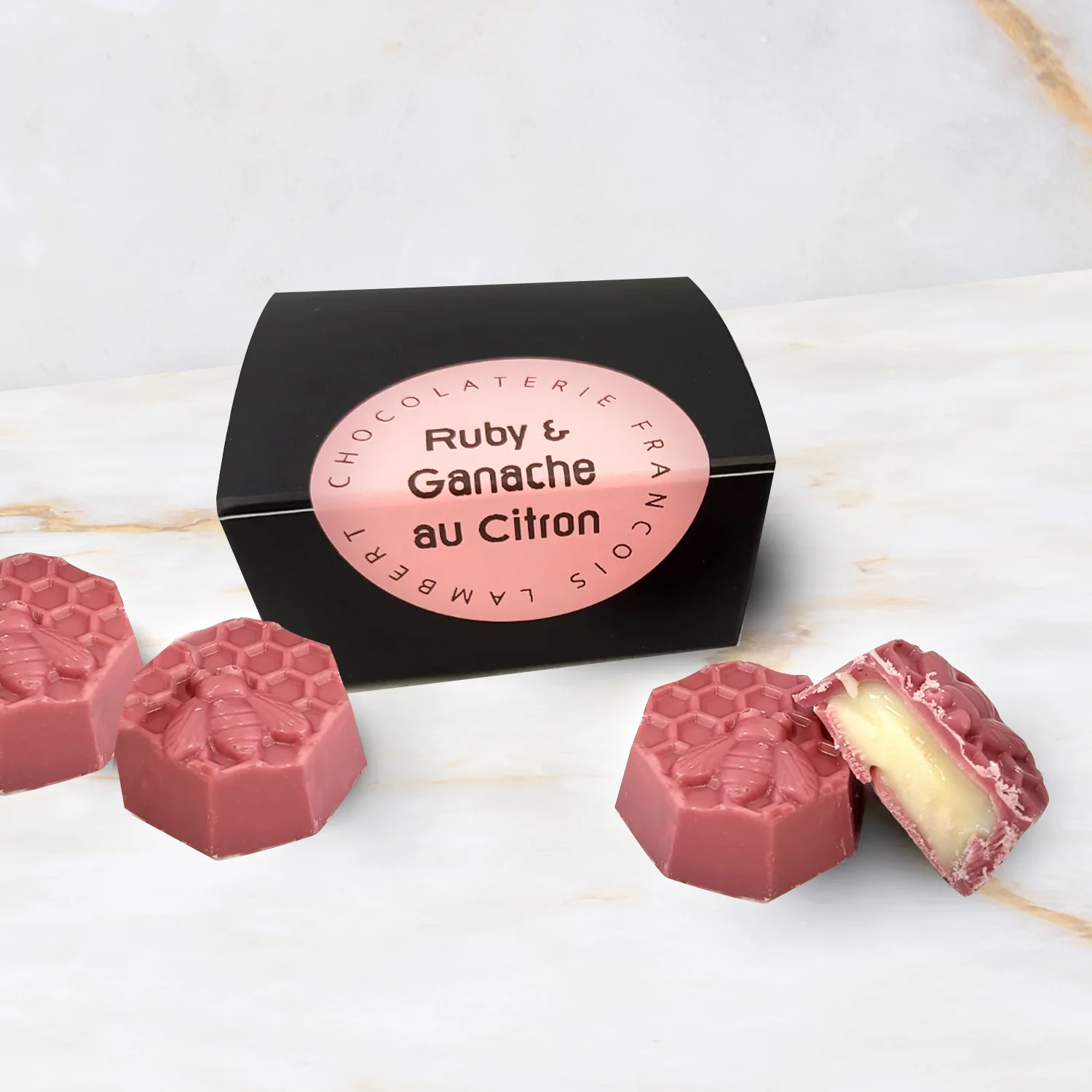4 chocolats Ruby farcis - Ganache miel et citron 🍯🍋