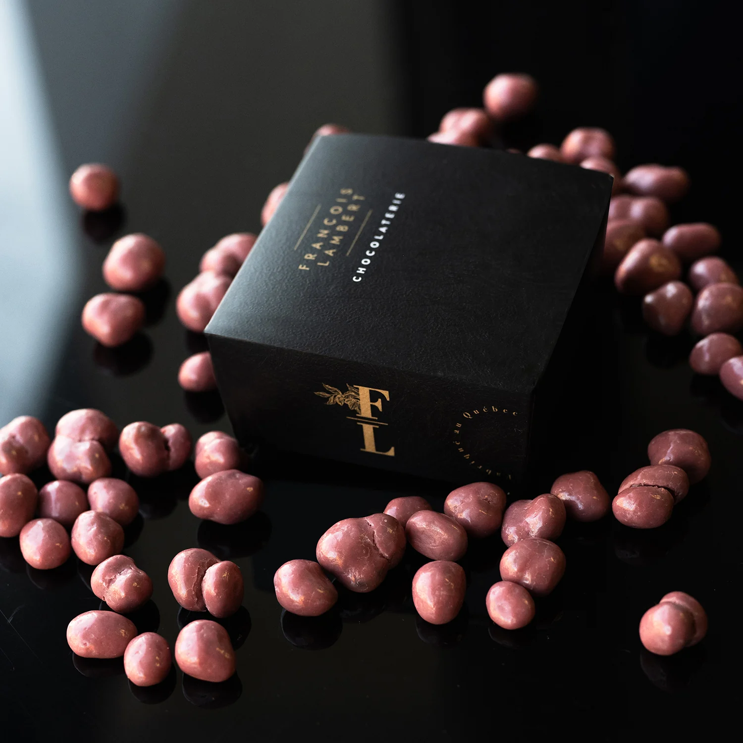 Grains de café enrobés de chocolat Ruby - Image 2